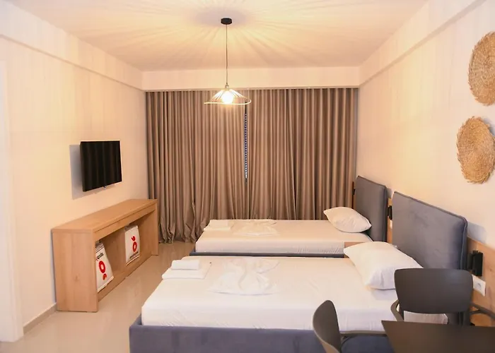 فندق Village By The Sea 4*