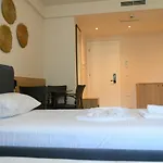 Hotel Village By The Sea