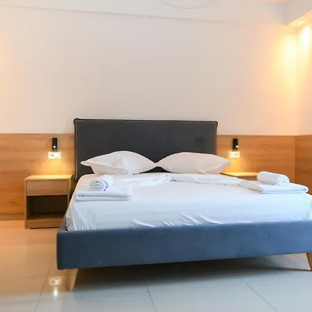 호텔 Village By The Sea 4*
