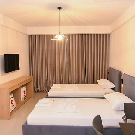 מלון Village By The Sea 4*