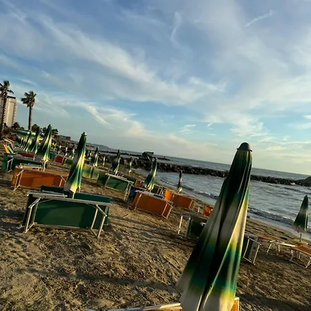 Village By The Sea 4* Qerret